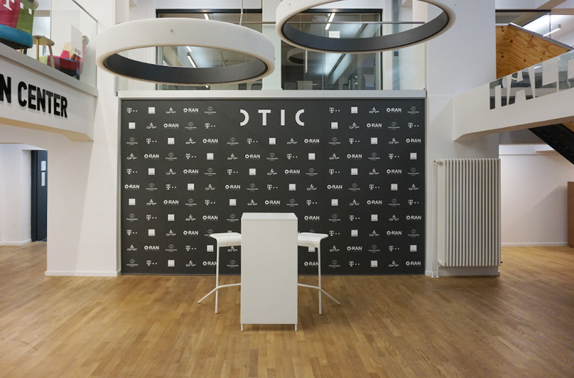 Raumansicht mit OTIC-Wall